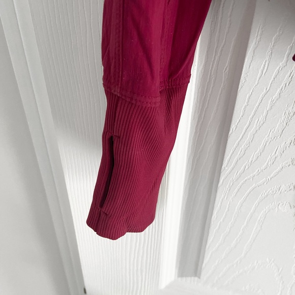 Lululemon | Lightweight reversible hoodie - Picture 5 of 8